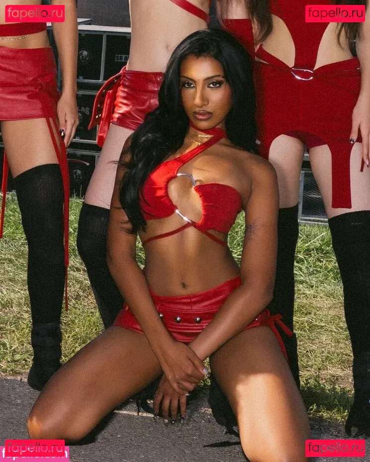 Lauraa.rsi Onlyfans Photo Gallery 