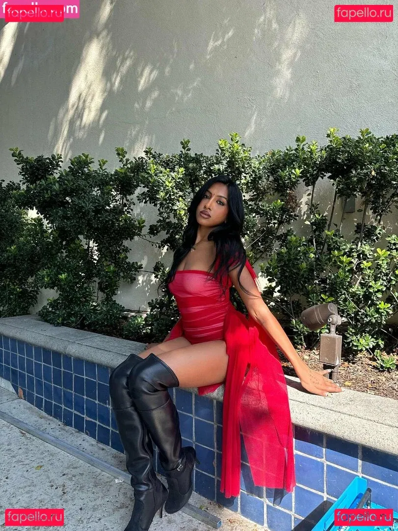 Lauraa.rsi Onlyfans Photo Gallery 