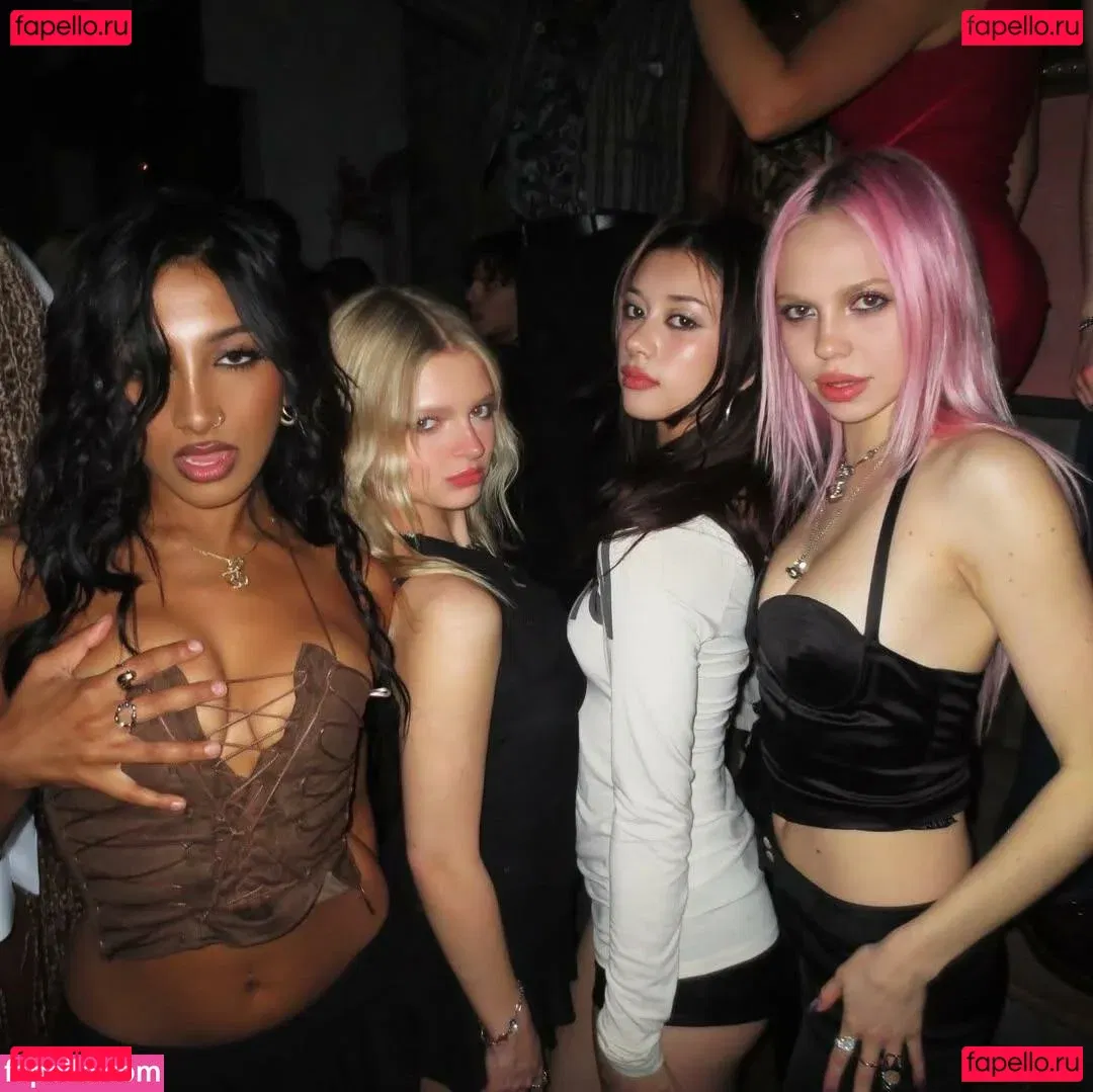 Lauraa.rsi Onlyfans Photo Gallery 