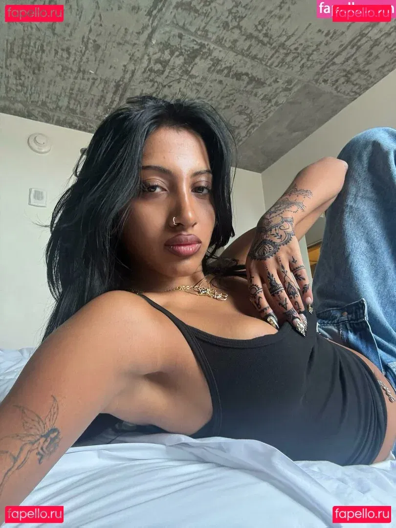 Lauraa.rsi Onlyfans Photo Gallery 