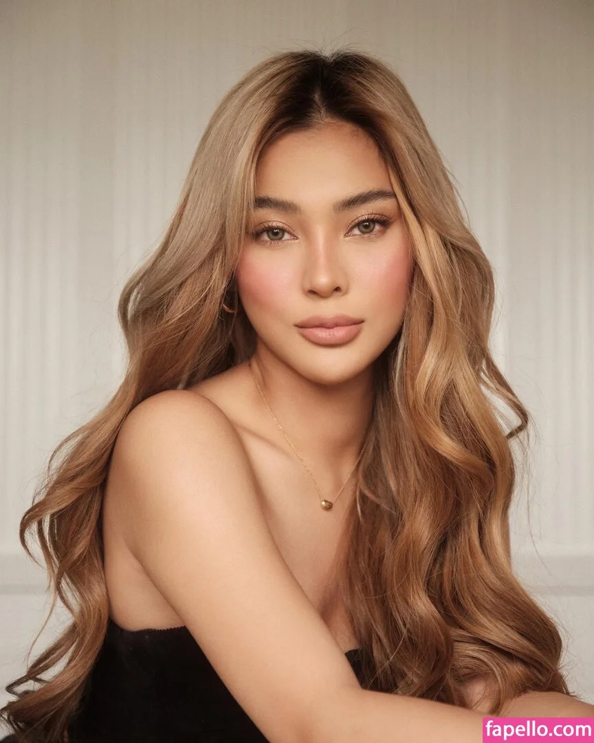 Christine Samson Onlyfans Photo Gallery 