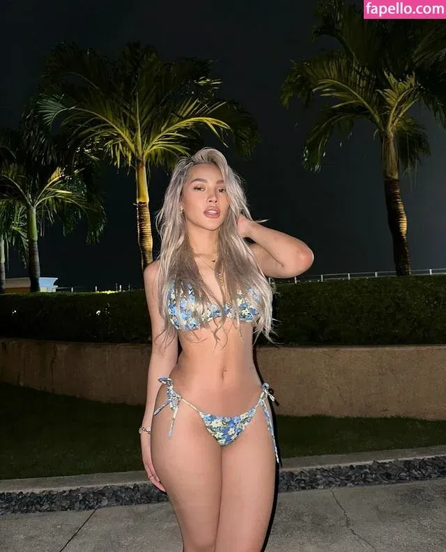 Christine Samson Onlyfans Photo Gallery 