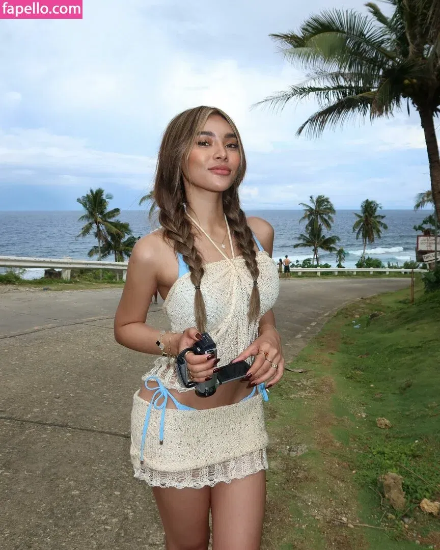 Christine Samson Onlyfans Photo Gallery 