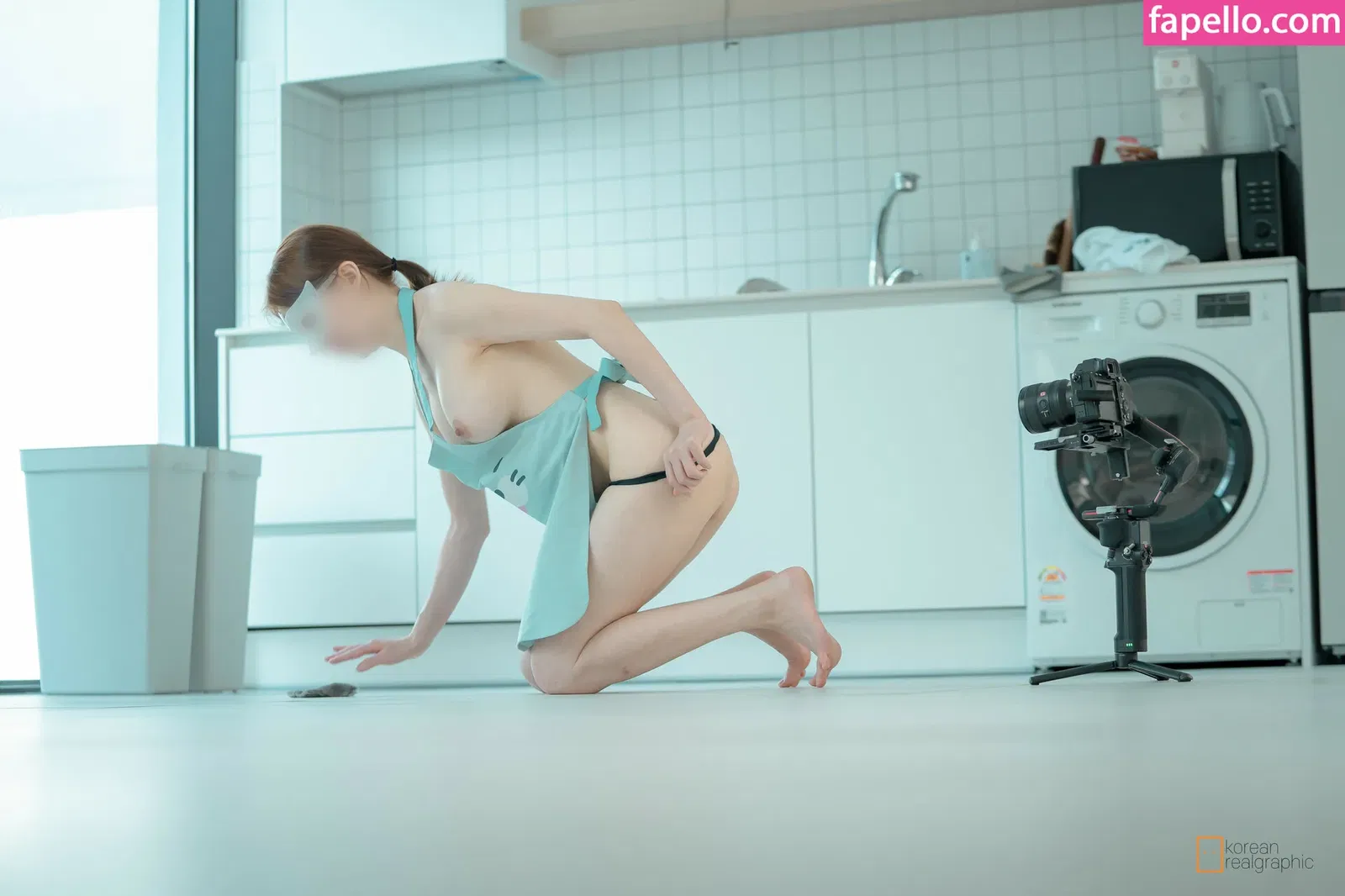 Korean Realgraphic Onlyfans Photo Gallery 