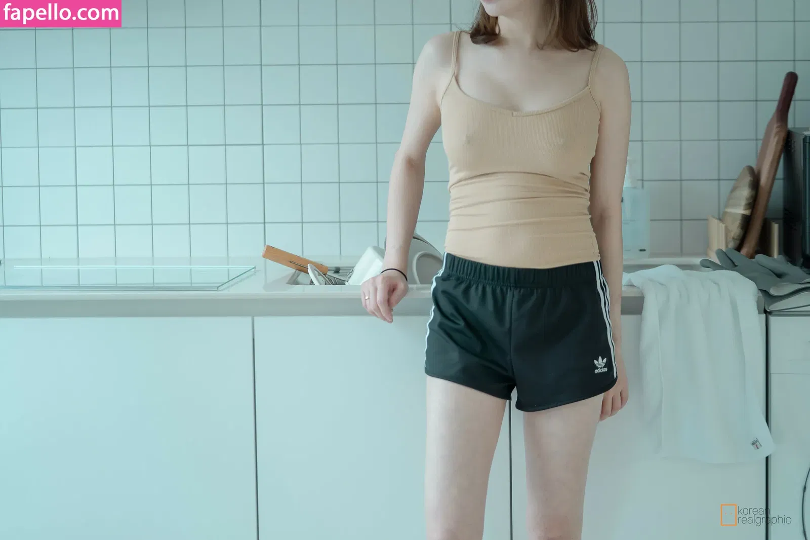 Korean Realgraphic Onlyfans Photo Gallery 