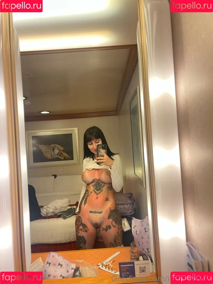 PetiteCute Onlyfans Photo Gallery 