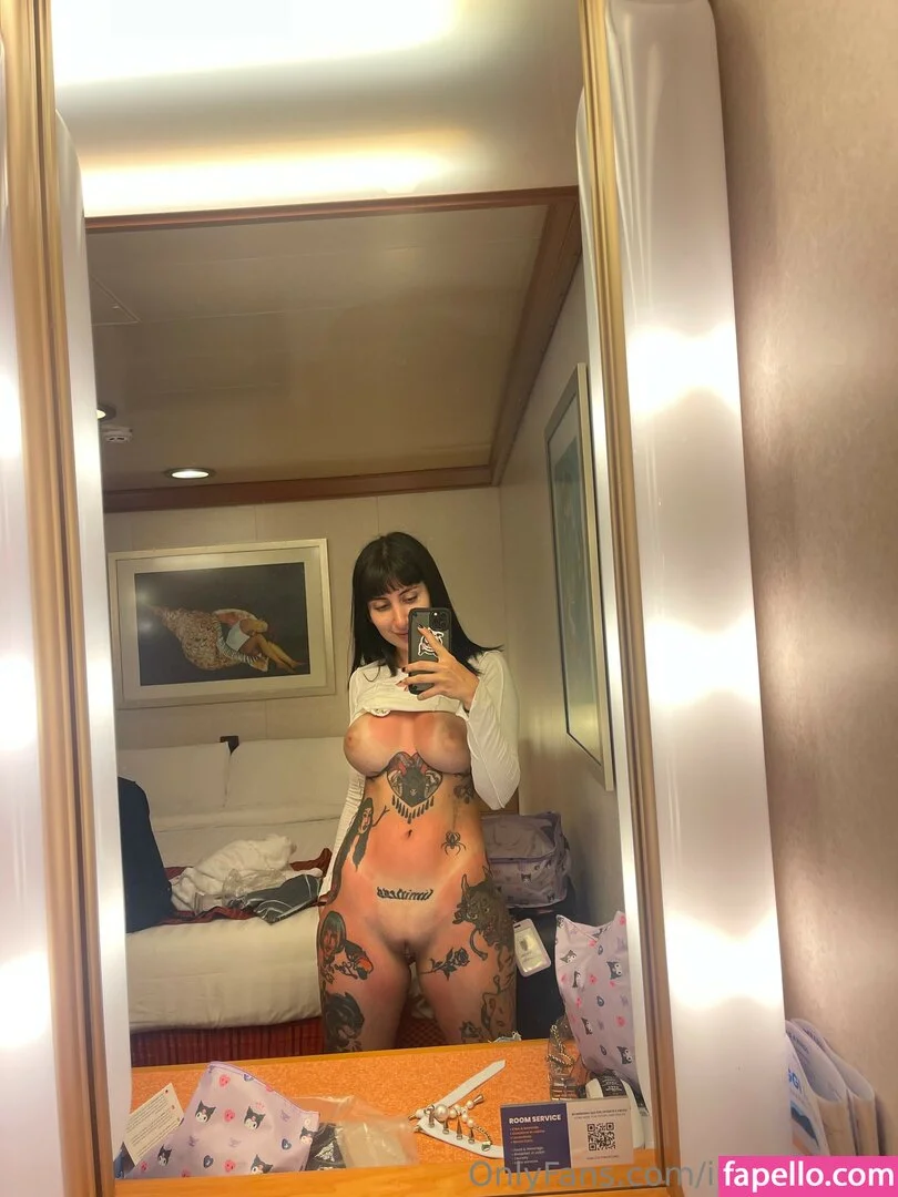 PetiteCute Onlyfans Photo Gallery 