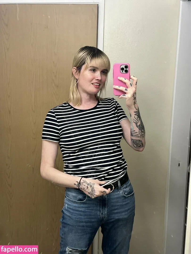 milfmoder Onlyfans Photo Gallery 