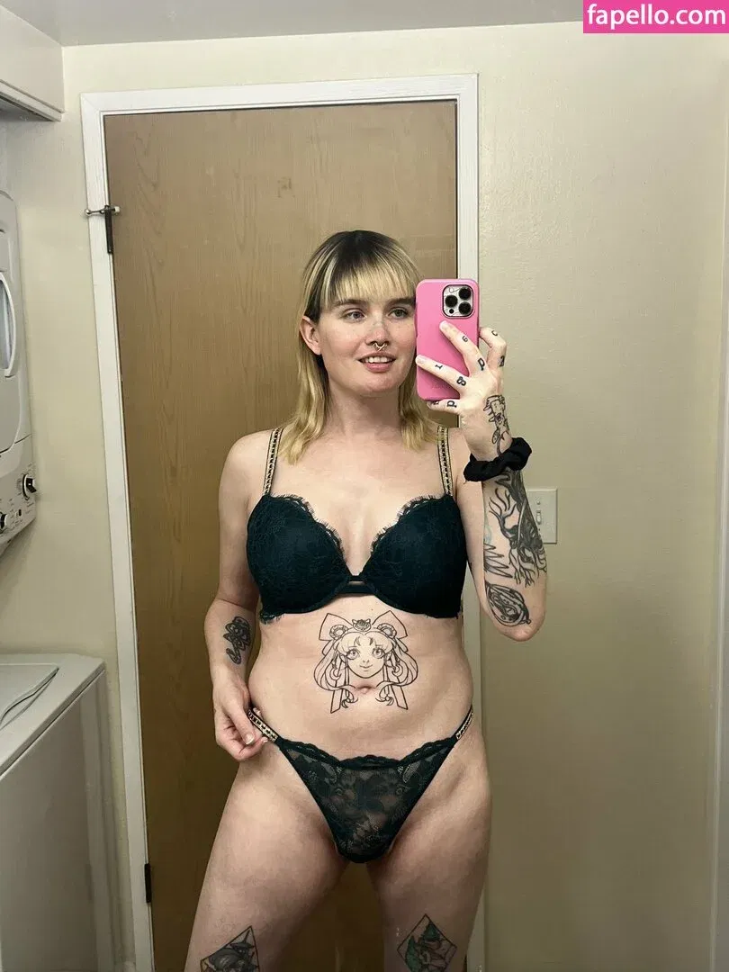 milfmoder Onlyfans Photo Gallery 