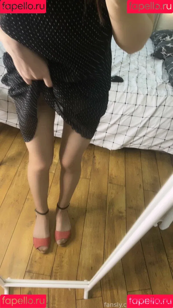 NylonDiary Onlyfans Photo Gallery 