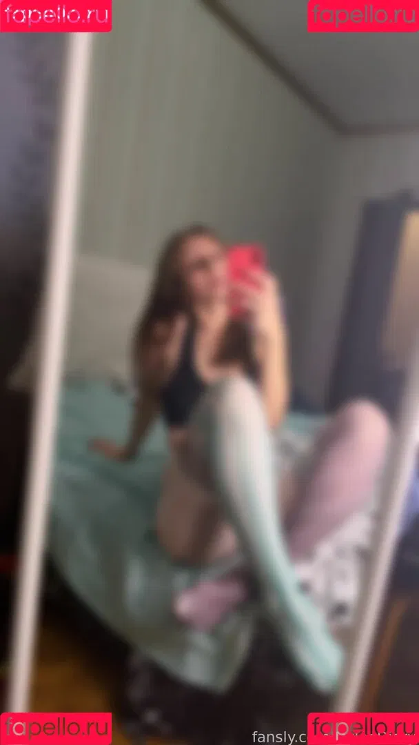 NylonDiary Onlyfans Photo Gallery 
