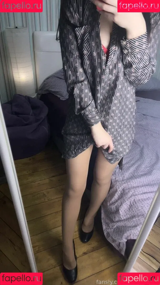 NylonDiary Onlyfans Photo Gallery 