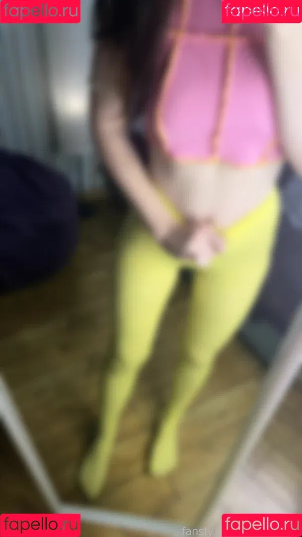 NylonDiary Onlyfans Photo Gallery 