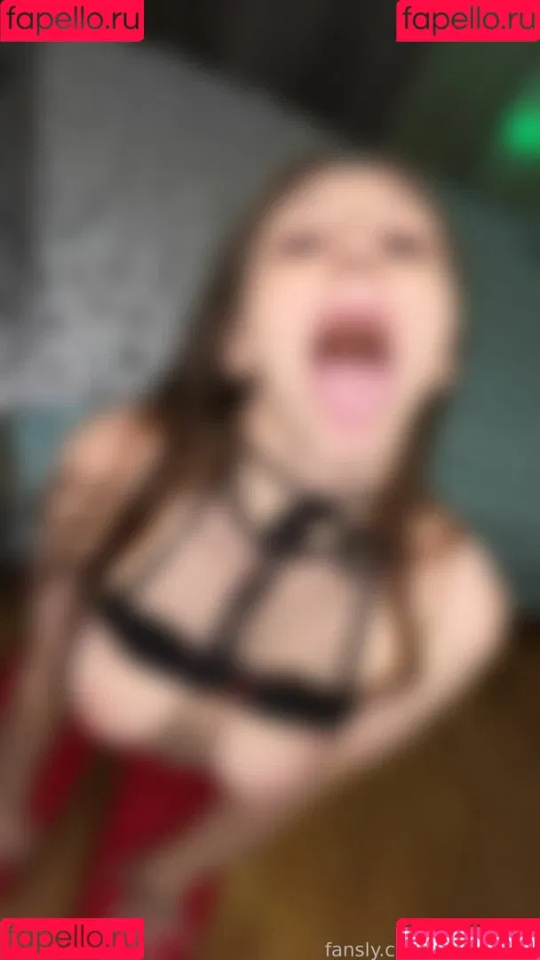 NylonDiary Onlyfans Photo Gallery 