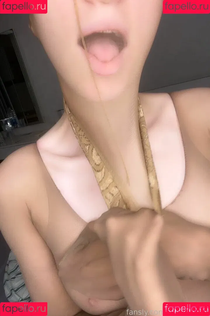 NylonDiary Onlyfans Photo Gallery 