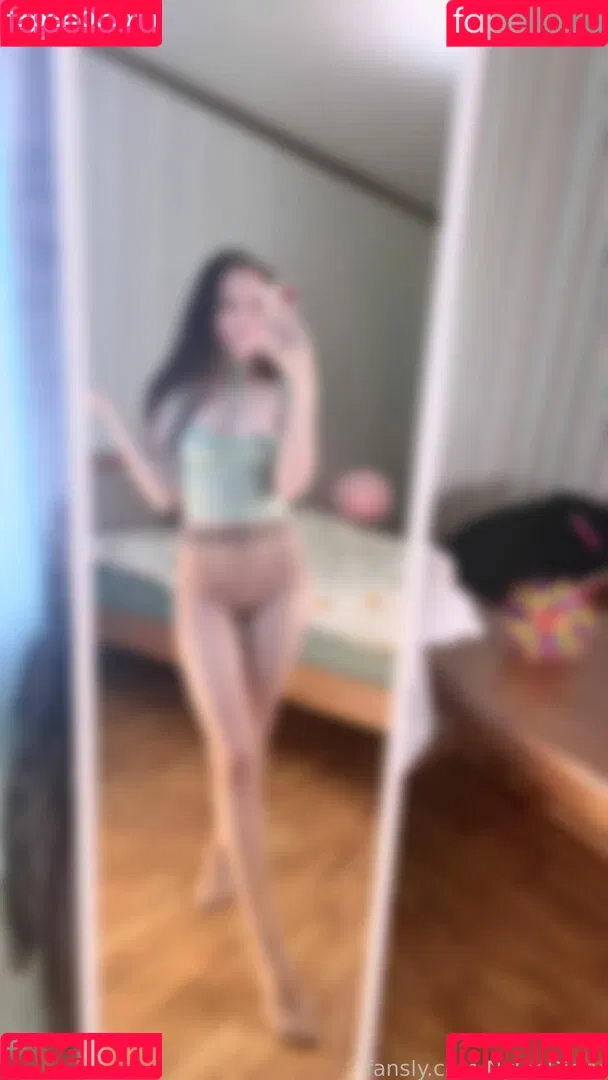NylonDiary Onlyfans Photo Gallery 