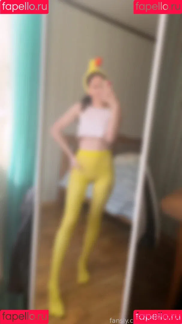 NylonDiary Onlyfans Photo Gallery 