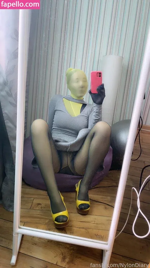 NylonDiary Onlyfans Photo Gallery 
