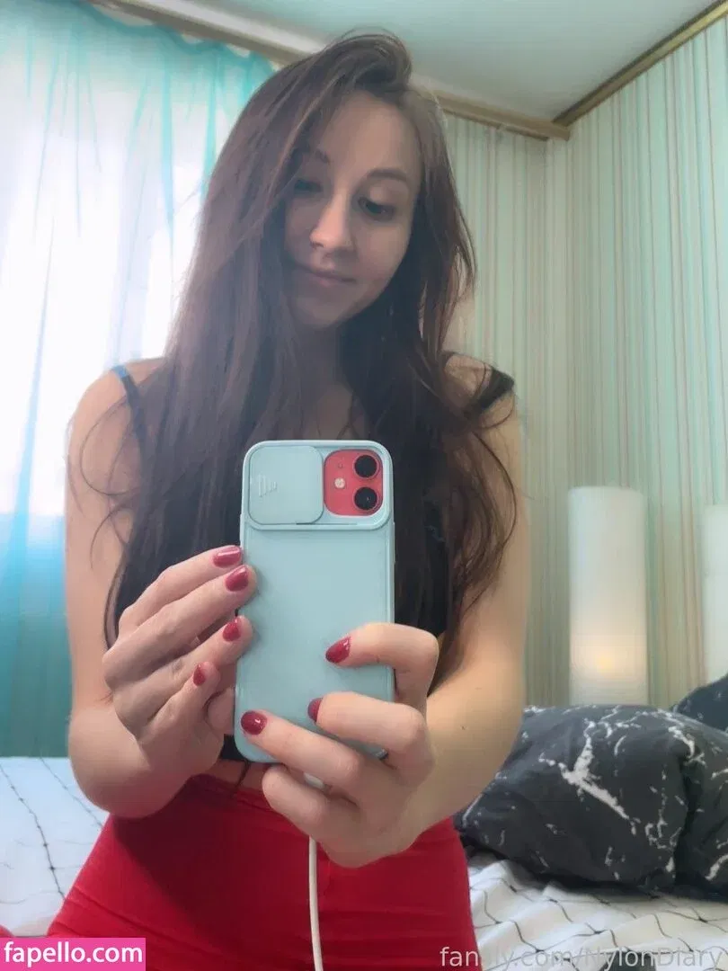 NylonDiary Onlyfans Photo Gallery 