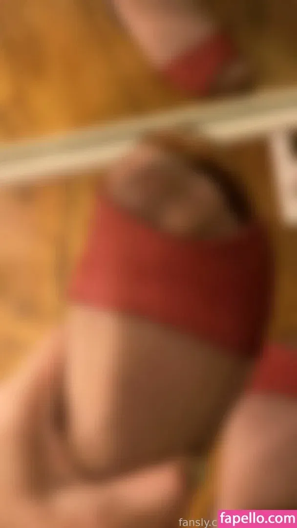 NylonDiary Onlyfans Photo Gallery 