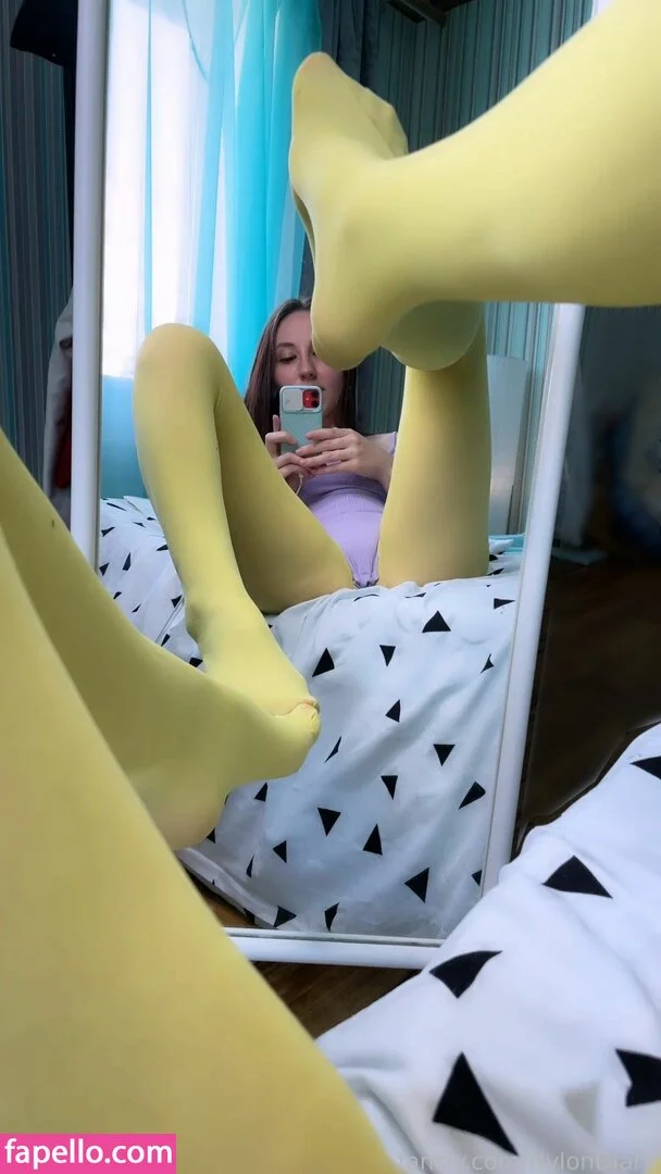 NylonDiary Onlyfans Photo Gallery 