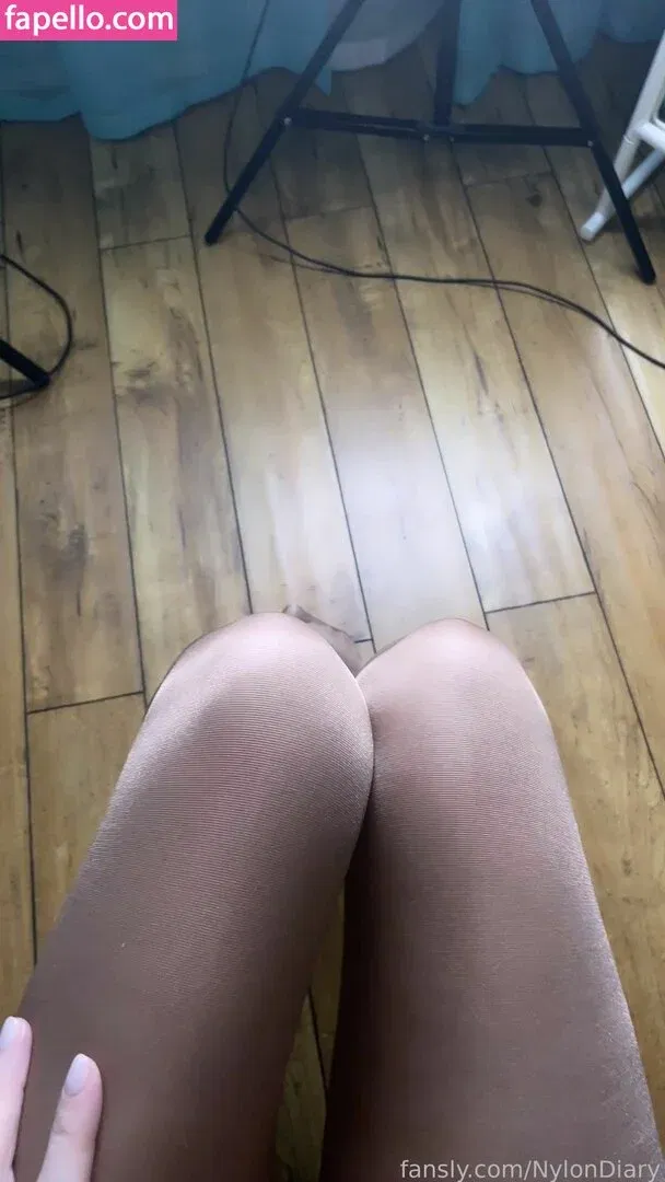 NylonDiary Onlyfans Photo Gallery 