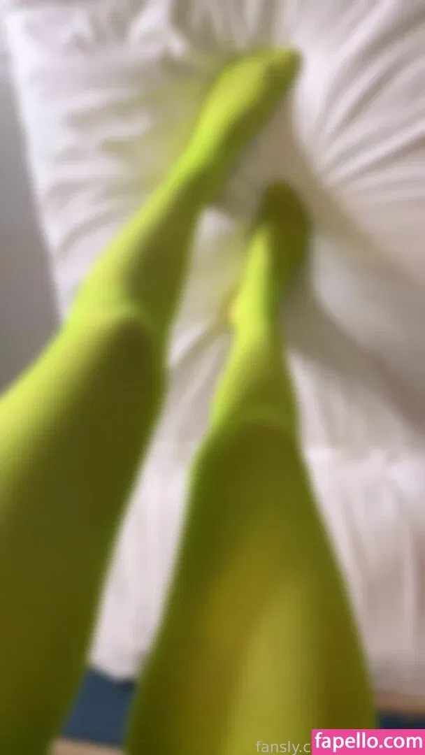 NylonDiary Onlyfans Photo Gallery 