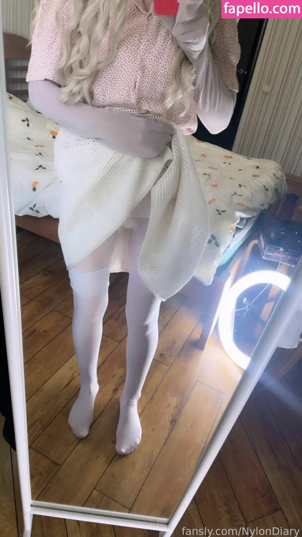 NylonDiary Onlyfans Photo Gallery 