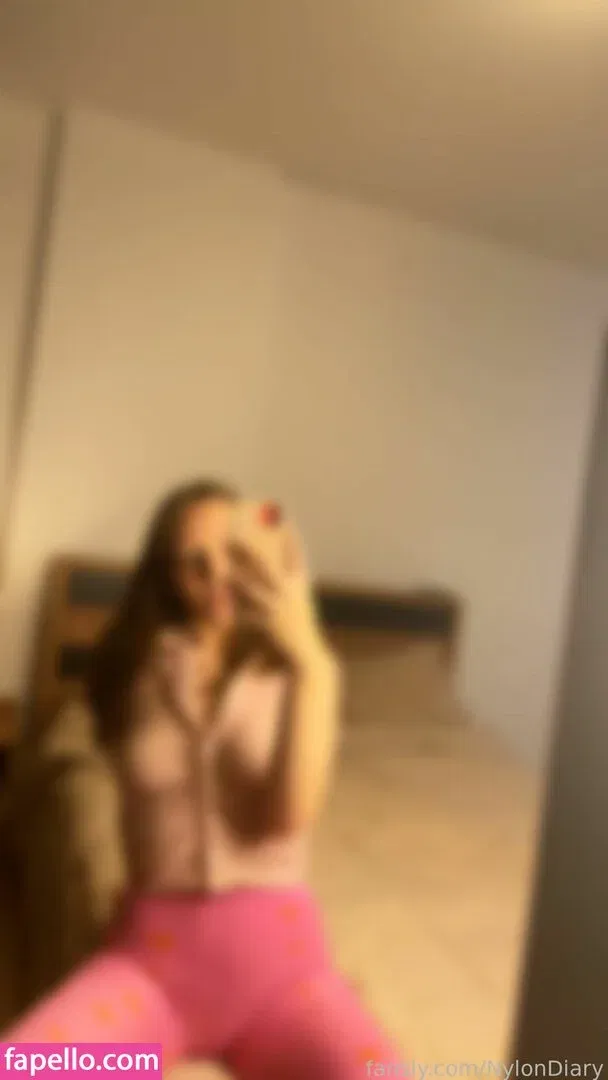 NylonDiary Onlyfans Photo Gallery 