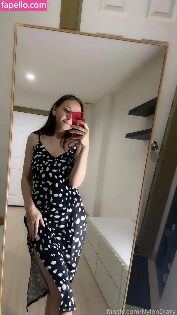 NylonDiary Onlyfans Photo Gallery 