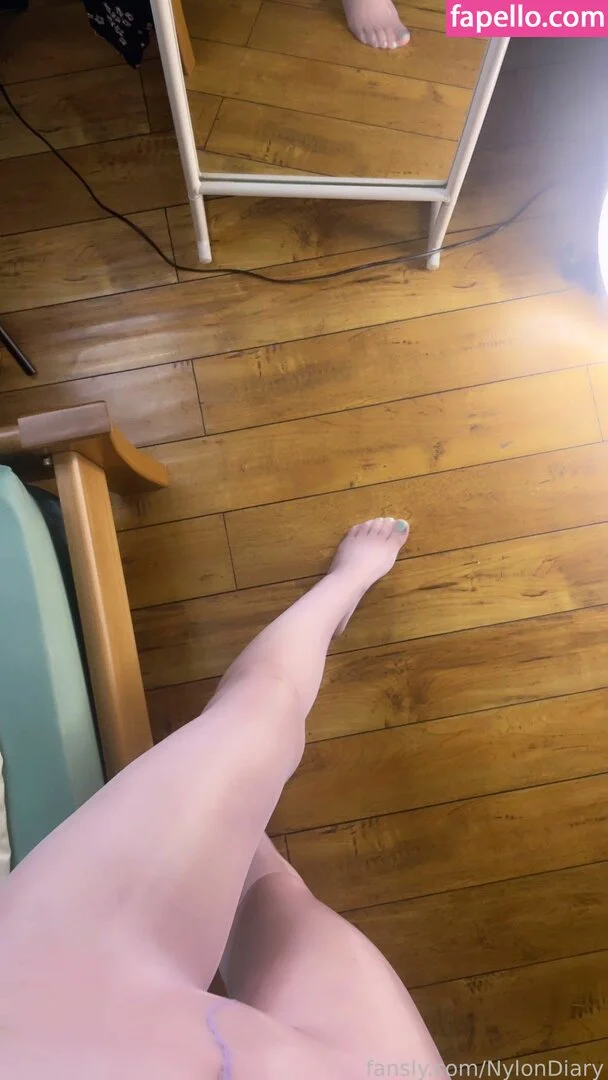NylonDiary Onlyfans Photo Gallery 