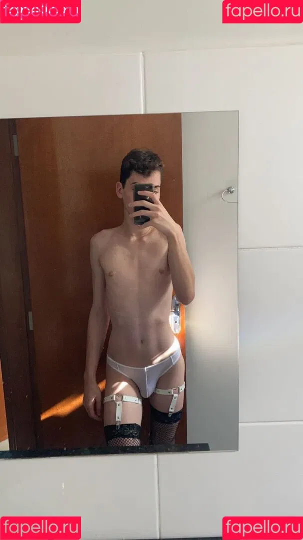 Femboyzx ???? Onlyfans Photo Gallery 