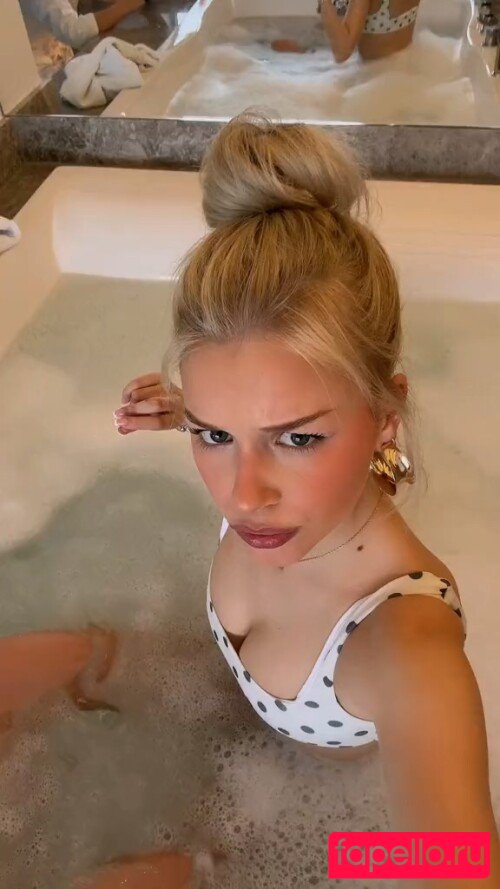 Aurelia Lu Nude Onlyfans Photo 21