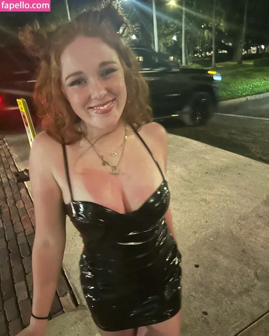 Kenziemahar Onlyfans Photo Gallery 