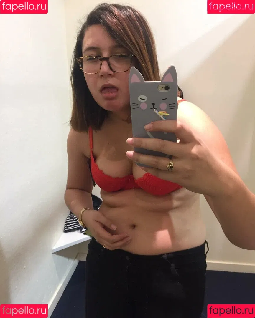 Rose Matafeo Onlyfans Photo Gallery 