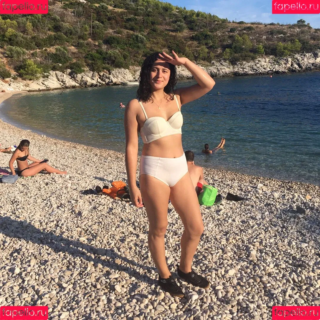 Rose Matafeo Onlyfans Photo Gallery 