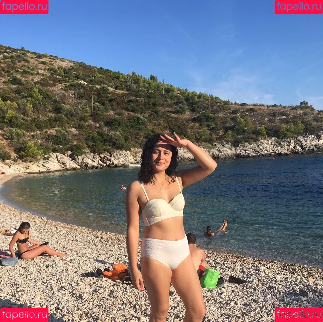 Rose Matafeo Onlyfans Photo Gallery 