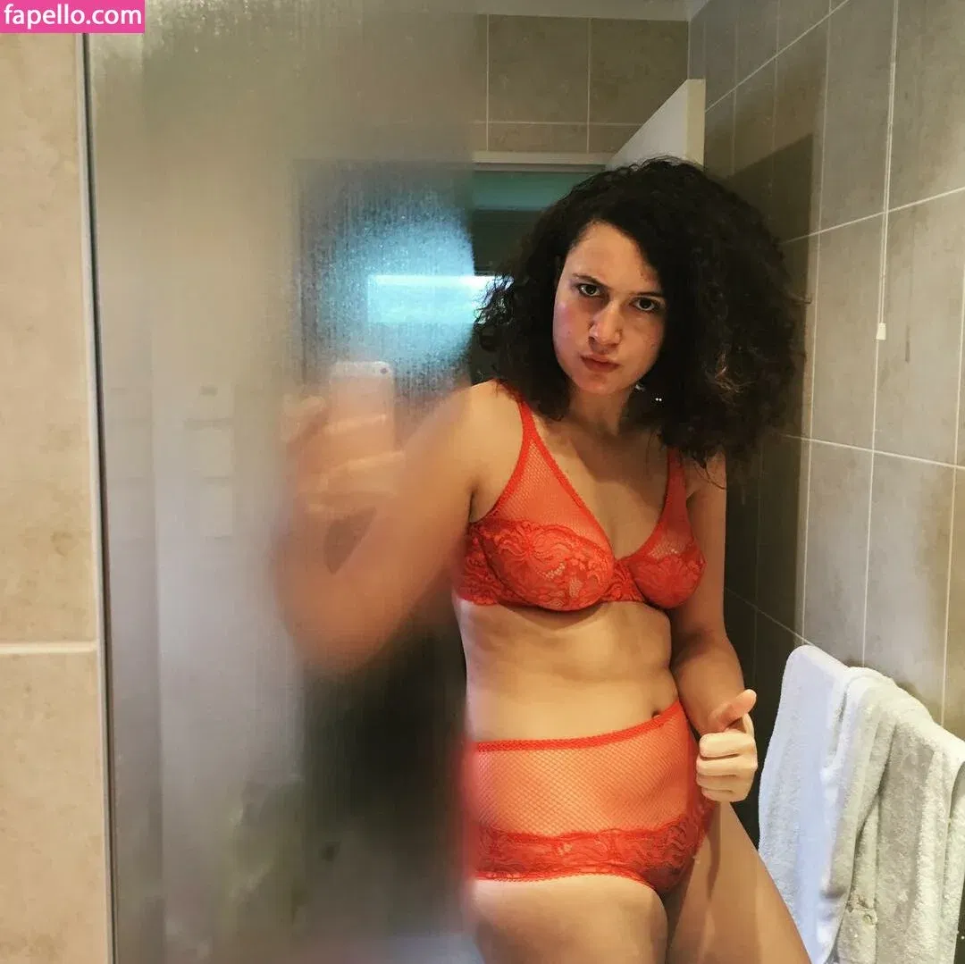 Rose Matafeo Onlyfans Photo Gallery 