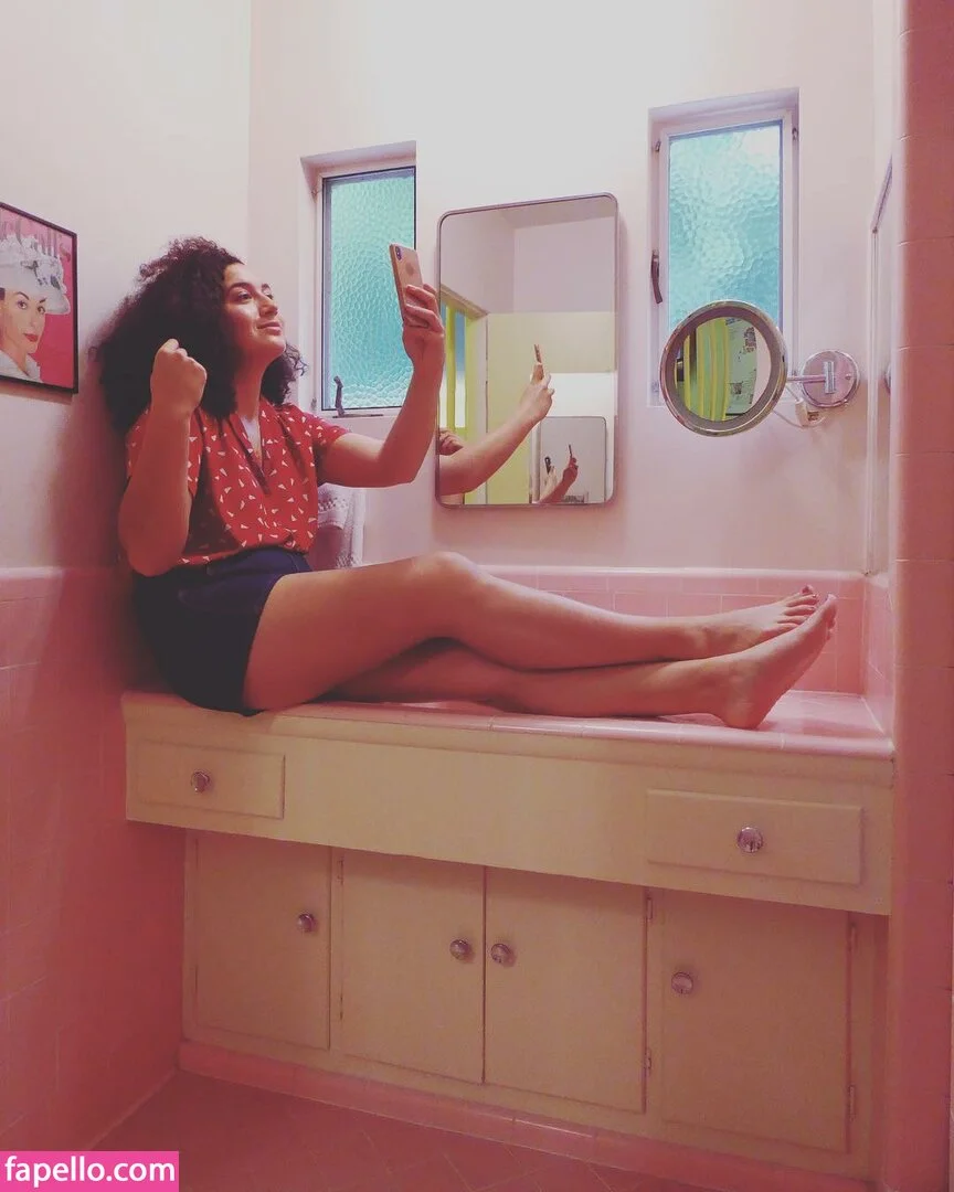 Rose Matafeo Onlyfans Photo Gallery 