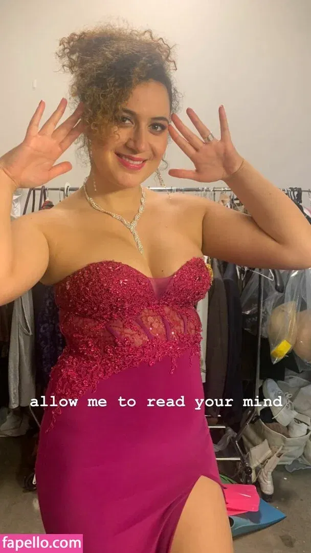 Rose Matafeo Onlyfans Photo Gallery 