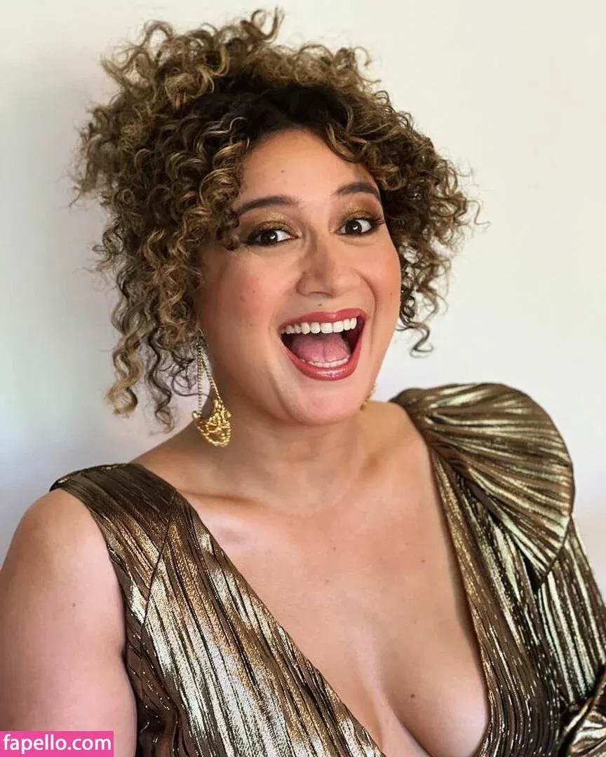 Rose Matafeo Onlyfans Photo Gallery 