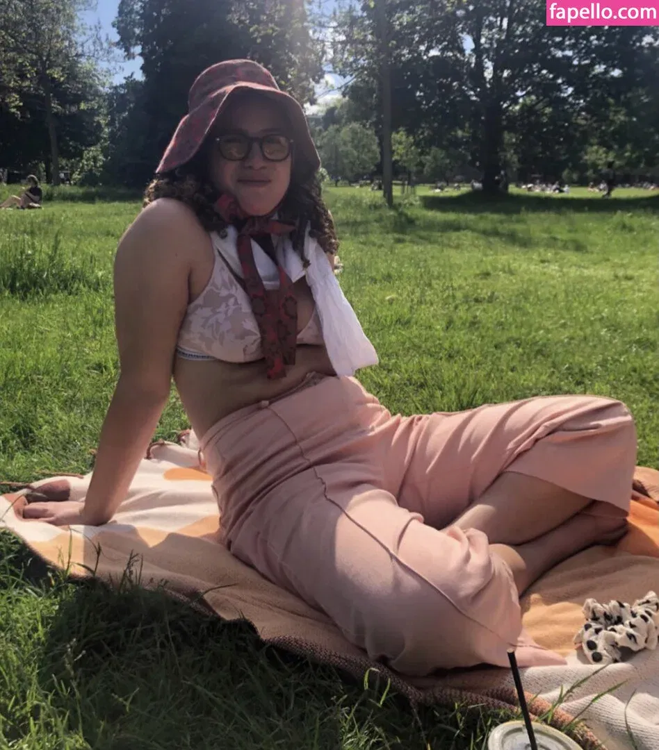 Rose Matafeo Onlyfans Photo Gallery 