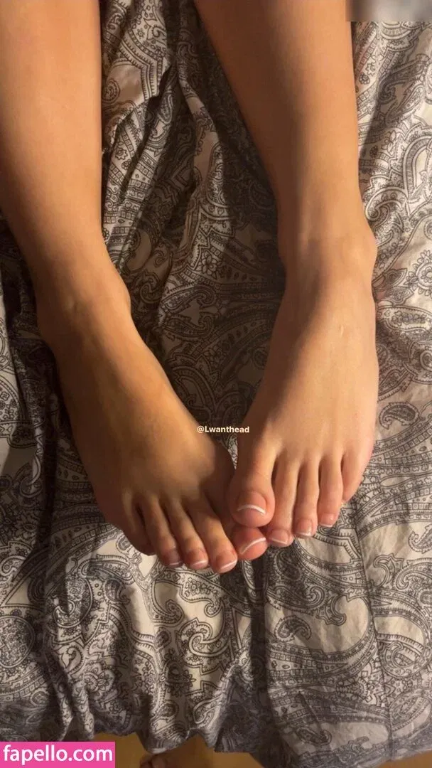 Mandukyo Lwanthead Onlyfans Photo Gallery 