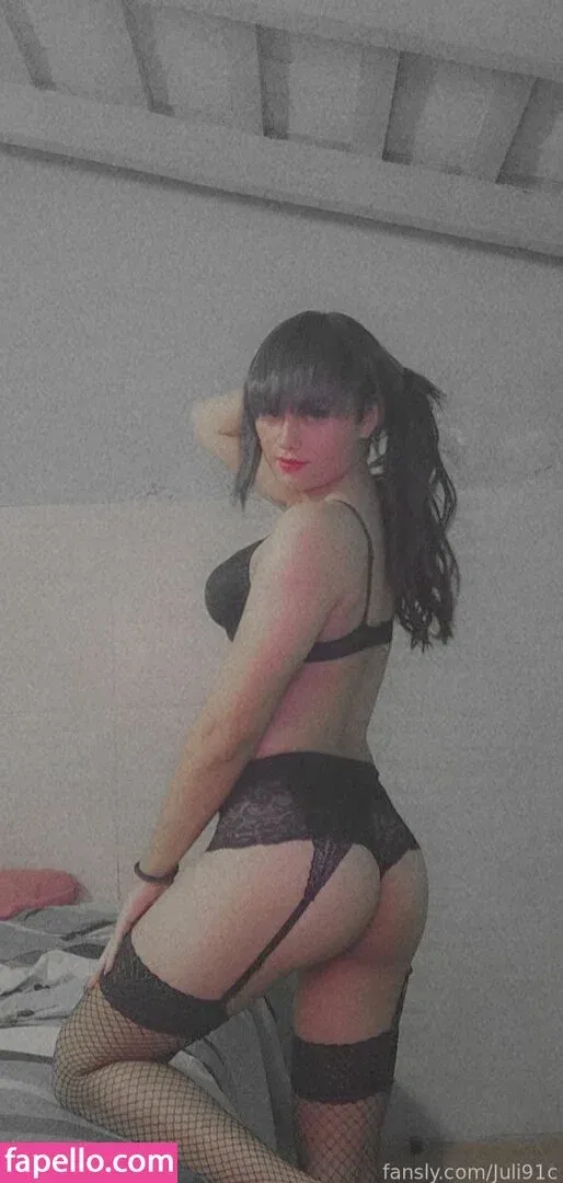 juli91c Onlyfans Photo Gallery 