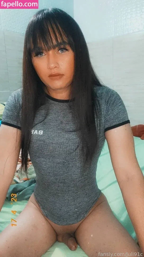 juli91c Onlyfans Photo Gallery 