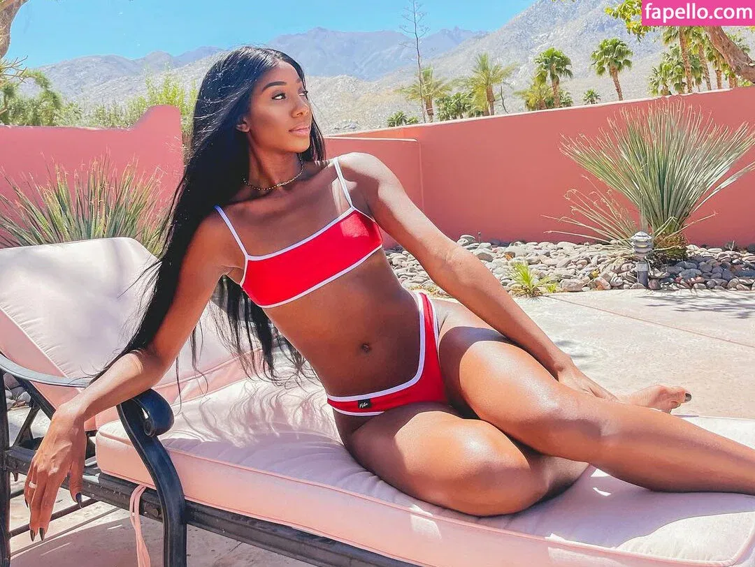 Camilla De Lucas Onlyfans Photo Gallery 