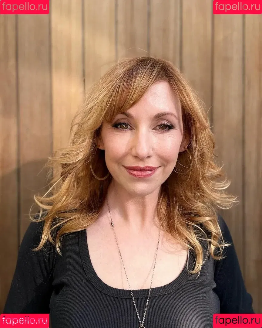 Kari Byron Onlyfans Photo Gallery 