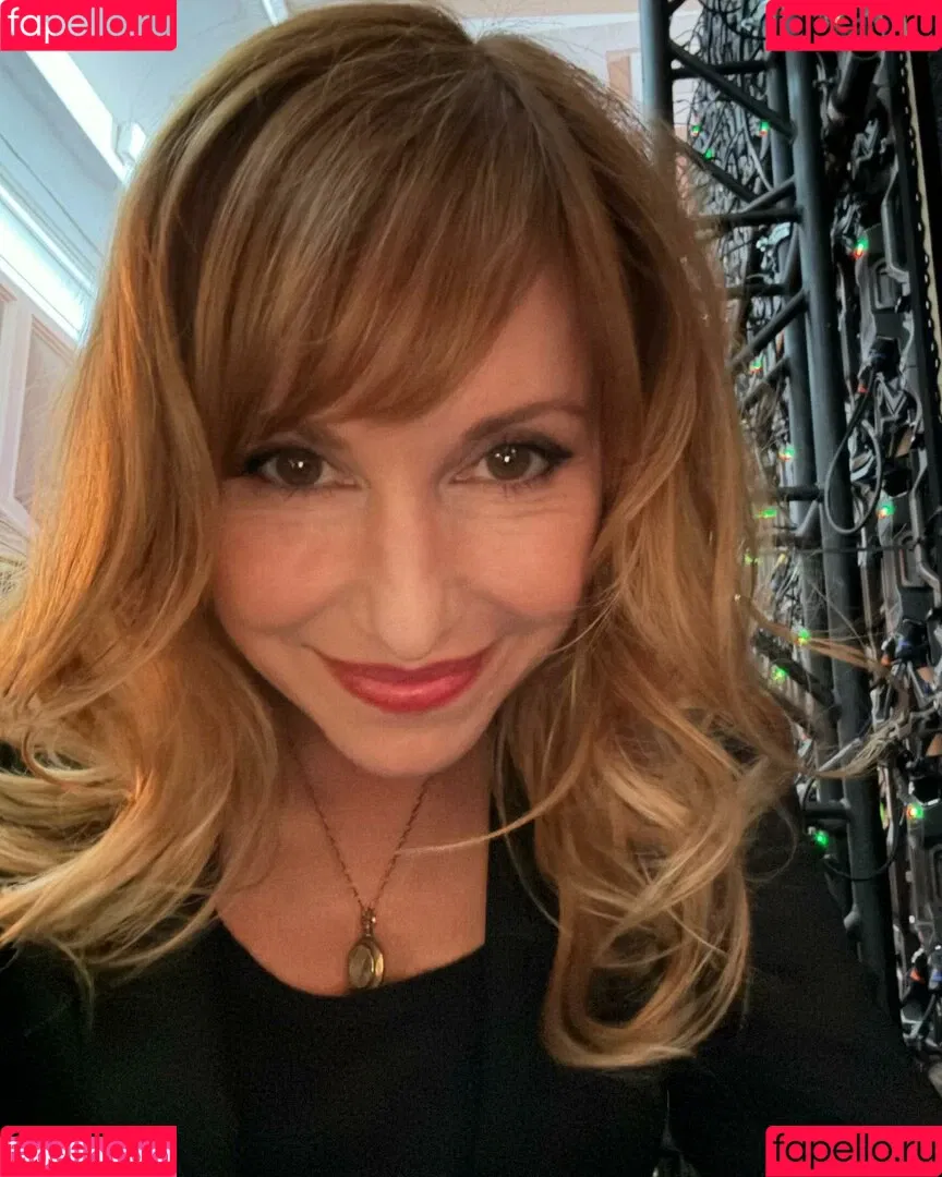 Kari Byron Onlyfans Photo Gallery 