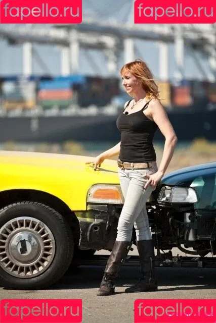 Kari Byron Onlyfans Photo Gallery 