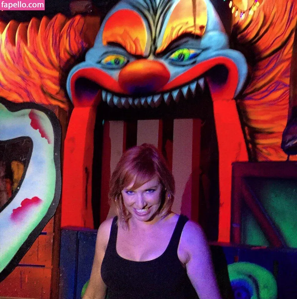 Kari Byron Onlyfans Photo Gallery 